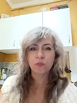 Thumbnail of TaynaSecret - Stripchat live cam