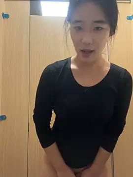 Stripchat cam girl luluya1314