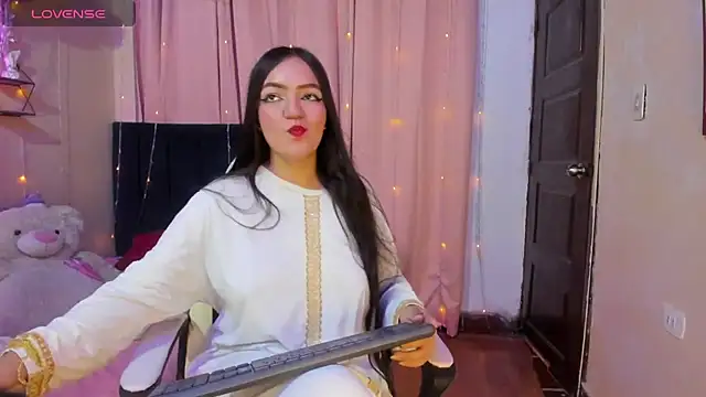 Stripchat cam girl Dana-Alabi