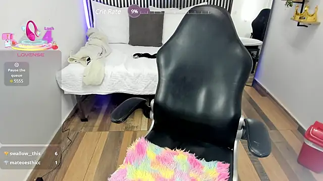 Stripchat cam girl Emily_Lewiss