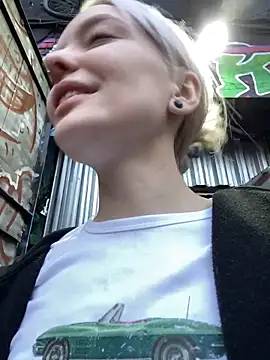Thumbnail of aka_Blonde - Stripchat live cam