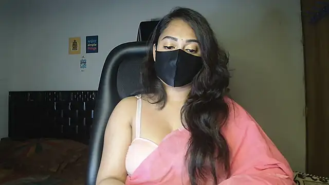 Stripchat cam girl queen_angel67