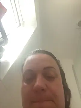 Stripchat cam girl Piper_Milf_36