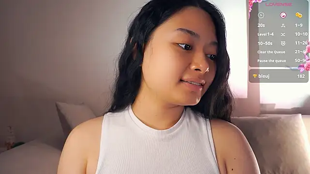 Stripchat cam girl CloverCurson