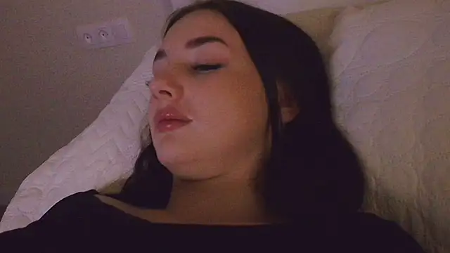 Stripchat cam girl TheaSwan