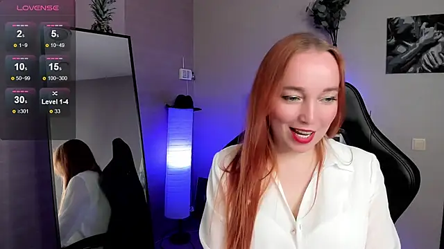 Stripchat cam girl PinkSerenity