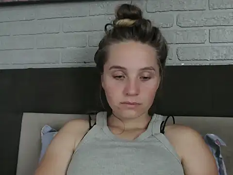 Stripchat cam girl Tony_Loves