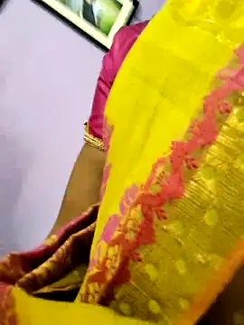 Stripchat cam girl laxmipriya143