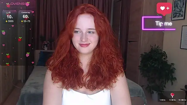 Stripchat cam girl LunaSweet18