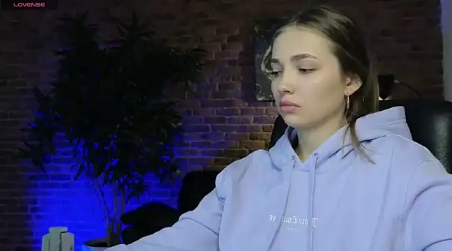 Stripchat cam girl __Florence_