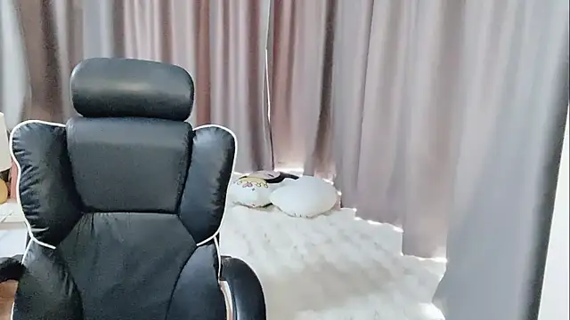 Stripchat cam girl Cicicici-cc