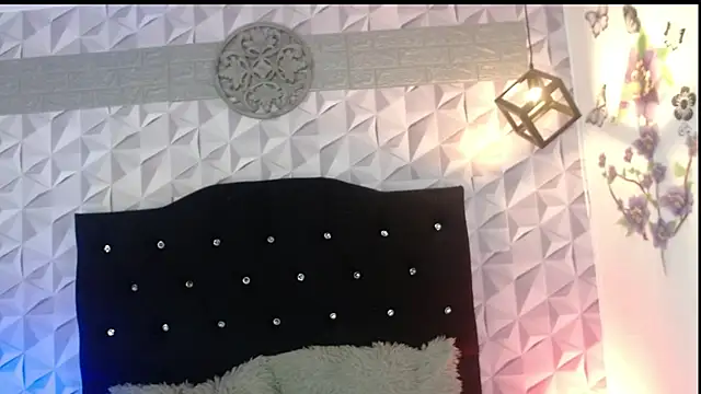 Stripchat cam girl violet_purple_h