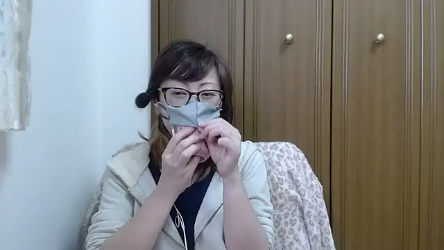 Stripchat cam girl mi--na