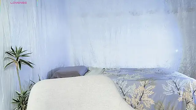 Thumbnail of I_am-Boo - Stripchat live cam