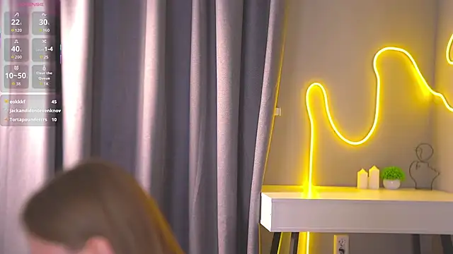 Stripchat cam girl lorapalmerry