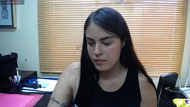 Stripchat cam girl Ari_cohaachela_