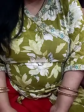 Stripchat cam girl desiriya14