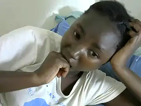 Stripchat cam girl scovia_kerry