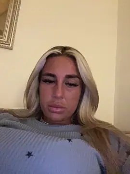 Stripchat cam girl EllieMaeBaby