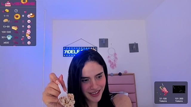 Stripchat cam girl Adele_ruiz