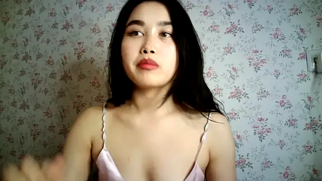 Stripchat cam girl tian_me