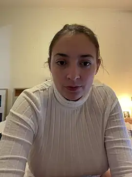 Stripchat cam girl looloopaul