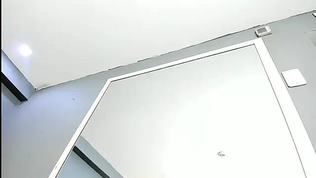 Stripchat cam girl LaylaChisholm