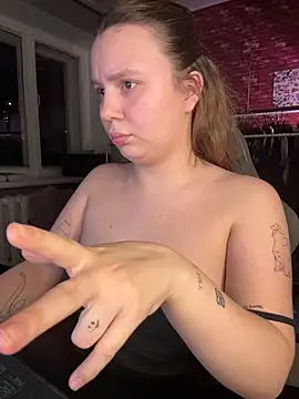 Stripchat cam girl AnnaSeint