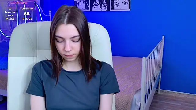 Stripchat cam girl KiraShyXo