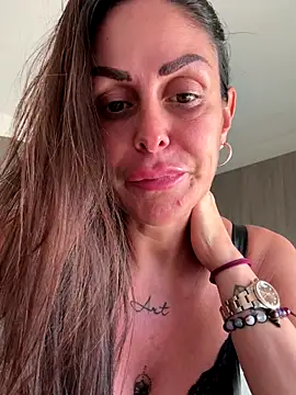 Stripchat cam girl ainaht