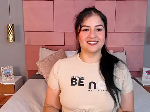 Stripchat cam girl xiomyMorriss