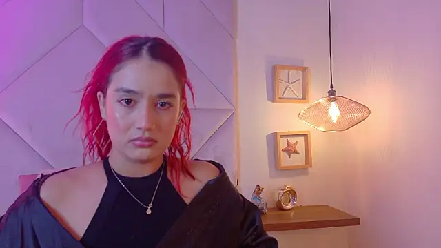 Stripchat cam girl ArielSparkz