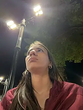 Stripchat cam girl Carolina_1111