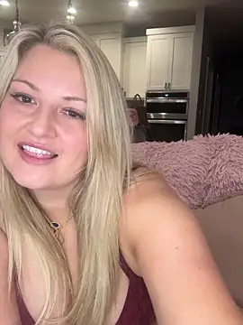 Stripchat cam girl docmilf12