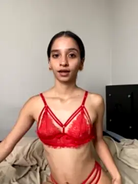 Stripchat cam girl MadiGomez
