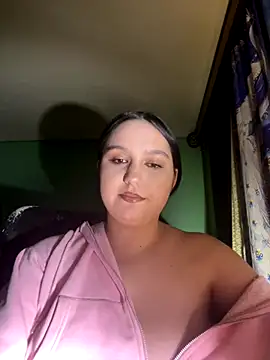 Stripchat cam girl SweetLipssss