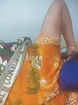 Stripchat cam girl Rojaa009