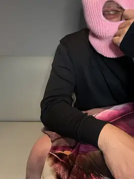 Stripchat cam girl NENEandOJI