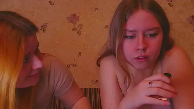 Stripchat cam girl Tomyris_yuki