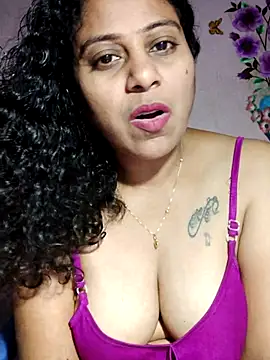 Stripchat cam girl JENNIFERtamil