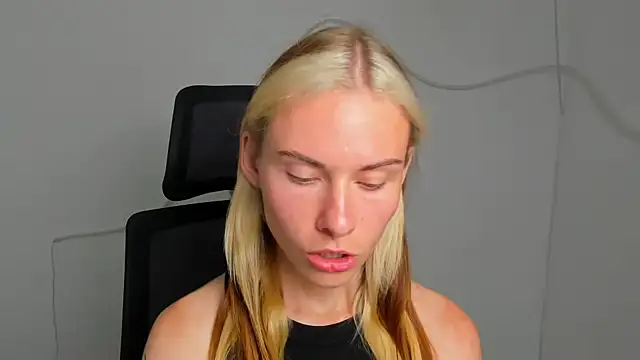 Stripchat cam girl Fiona_Night