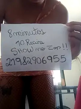 Stripchat cam girl Yahzinha_2024