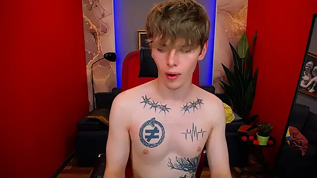 Stripchat cam girl Freddie_Kanee