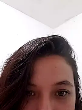 Stripchat cam girl carolinee_foox