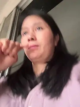 Stripchat cam girl buusoom