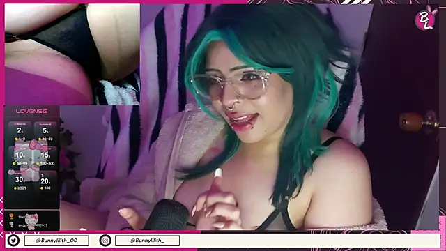 Stripchat cam girl NaughtyBunnySex