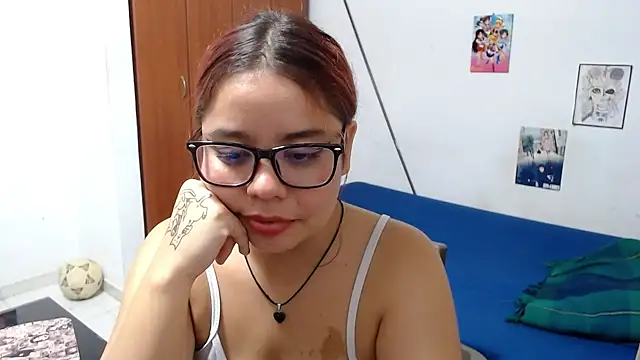 Stripchat cam girl saenz_eymi