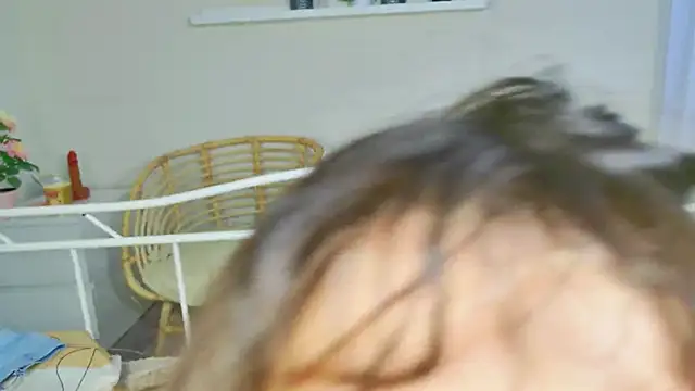 Stripchat cam girl kamila_blush