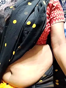 Stripchat cam girl golden_girl1016