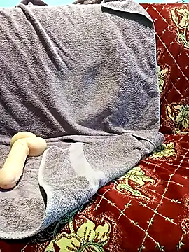 Stripchat cam girl Bigpussylips9